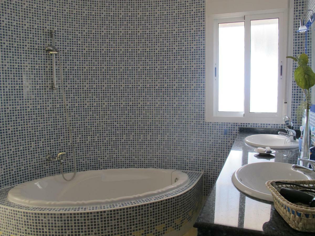 Villa Camakini With Heated Pool And Sea View Arenas  Ngoại thất bức ảnh
